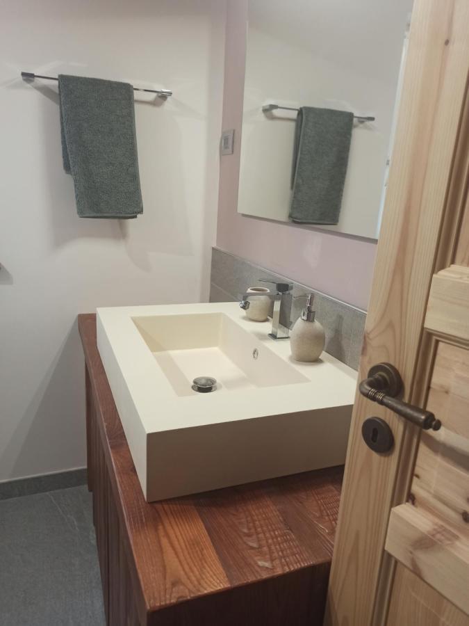Casa Vacanze Le Falesie 바세노 외부 사진