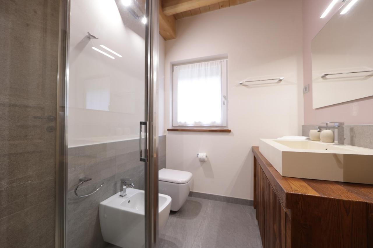 Casa Vacanze Le Falesie 바세노 외부 사진