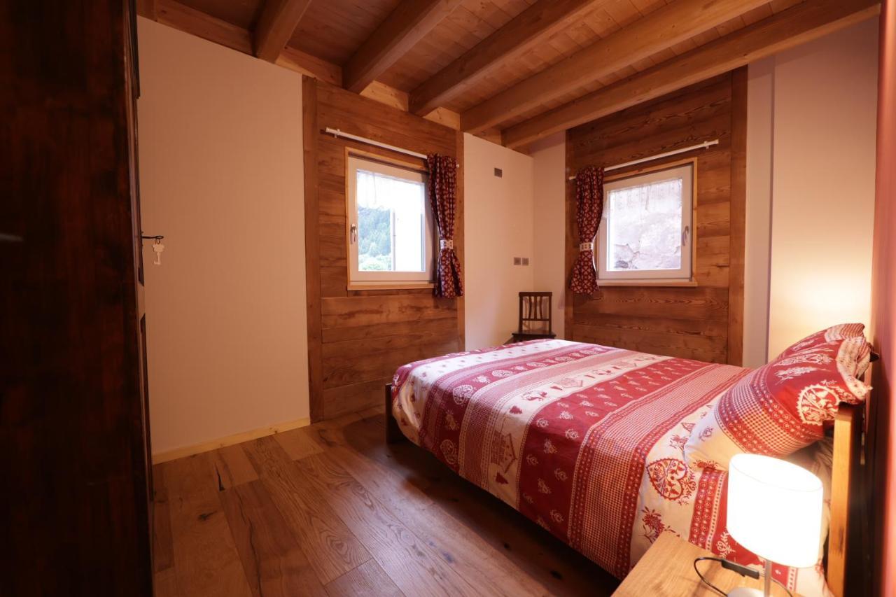 Casa Vacanze Le Falesie 바세노 외부 사진